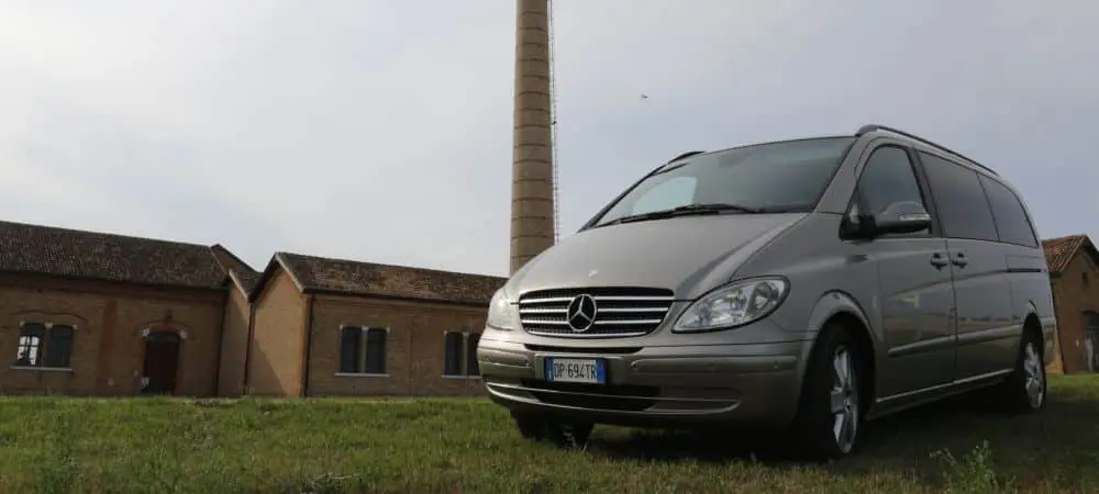 transfer tour personalizzato destinazioni primarie in italia, noleggio con conducente, servizio privato a milano, venezia, firenze, roma, napoli